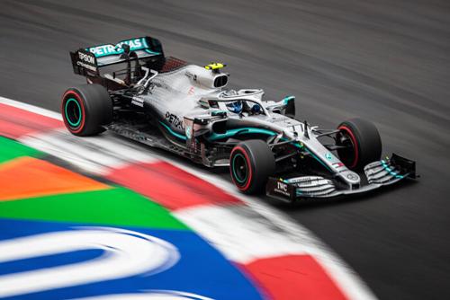 A difficult Saturday for Brackley based F1 Mercedes-AMG Petronas Motorsport in Mexico