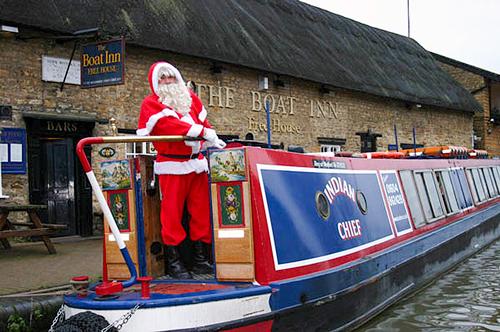 Depart from The Boat Inn, Stoke Bruerne for a 1½ hour cruise through the famous Blisworth Tunnel in our narrowboat 'Indian Chief' to Blisworth, where Santa will join the boat for the return journey, meet each child and give them a present. Party games and music will be played during the cruise.