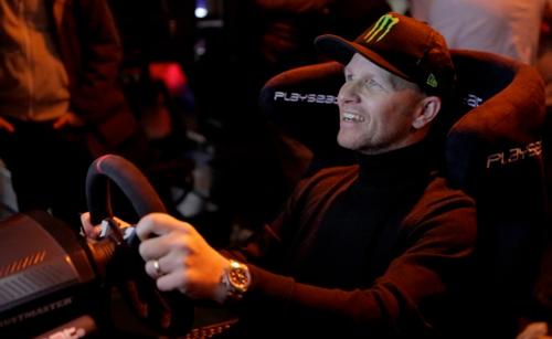 The FIA World Rallycross Championship presented by Monster Energy has teamed up with Codemasters to launch the inaugural DiRT World Championship.