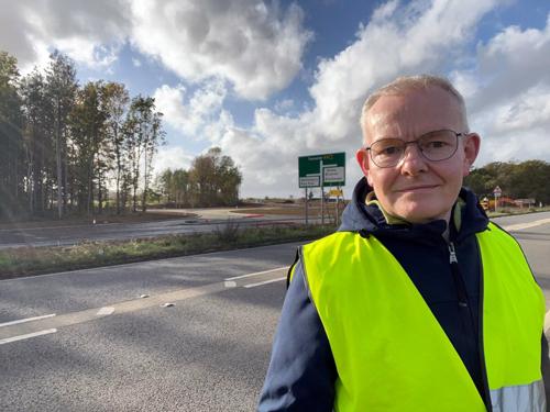 Cllr Ian McCord has highlighted that Persimmon have been in breach of planning conditions that state the roundabout to the A5 and the first stretch of the A5 to the next roundabout must be open to traffic before the occupation of the 800th home.  More than 800 homes are now occupied and work has just begun (March 23) to connect the new roundabout to the A5.