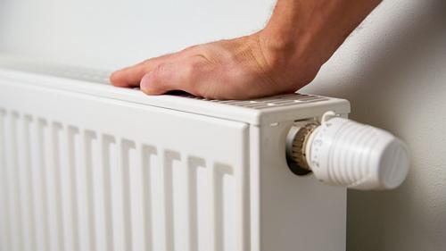Low-income off-gas households with an annual income of £36,000 or less across West Northamptonshire are urged to find out if they could access essential funding to help them deliver energy efficiency upgrades and install clean heating systems. 