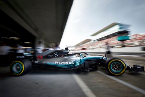 Mercedes-AMG Petronas Motorsport lock out the front row in Suzuka