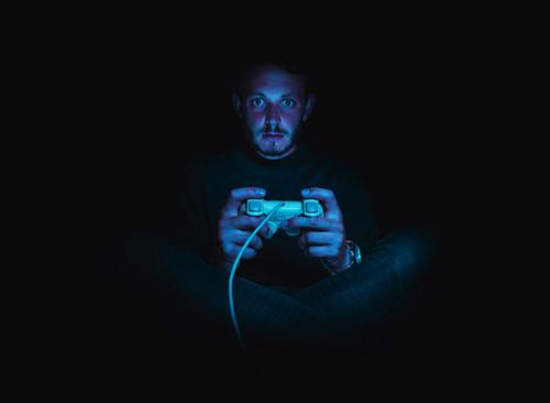 Online gaming is a complicated thing, it can be hard for some to be able to draw a line between having fun and battling an addiction.