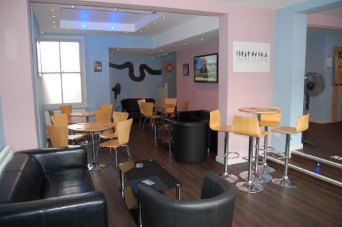 London Calling - Contemporary Bar & Cafe Lounge, Rugby Warwickshire