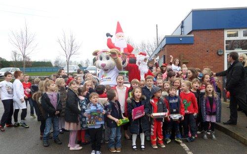 Bishop Wilson Primary Children Support Cash For Kids Christmas Appeal