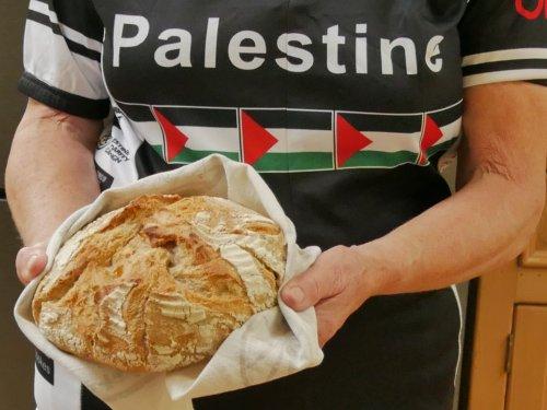 Raising Dough for Palestine.